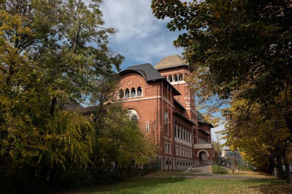 Târg cu produse tradiţionale la Muzeul Ţăranului Român. FOTO: Arhiva