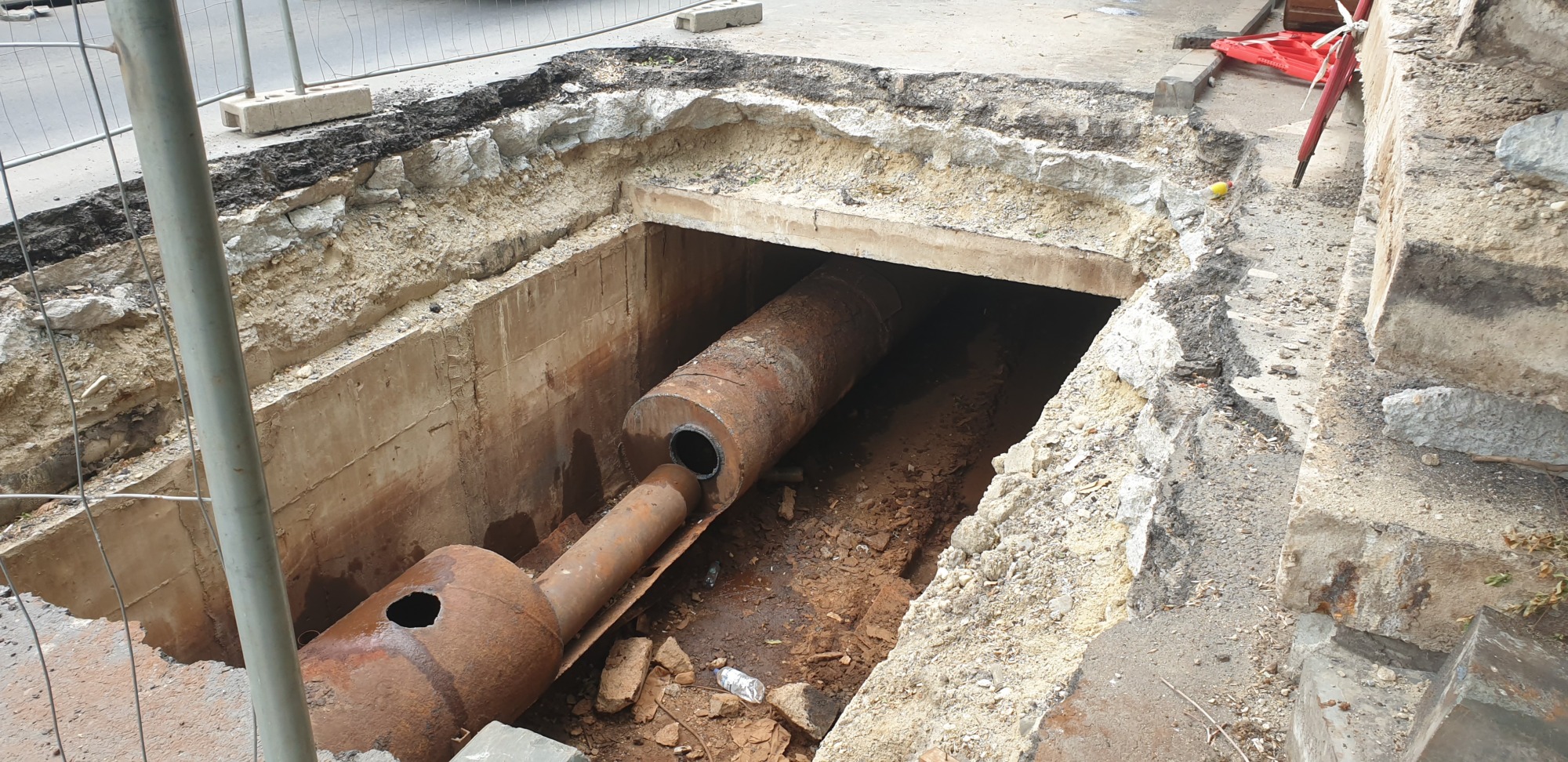 Nicusor Dan: A început reabilitarea unui nou tronson de conductă de termoficare