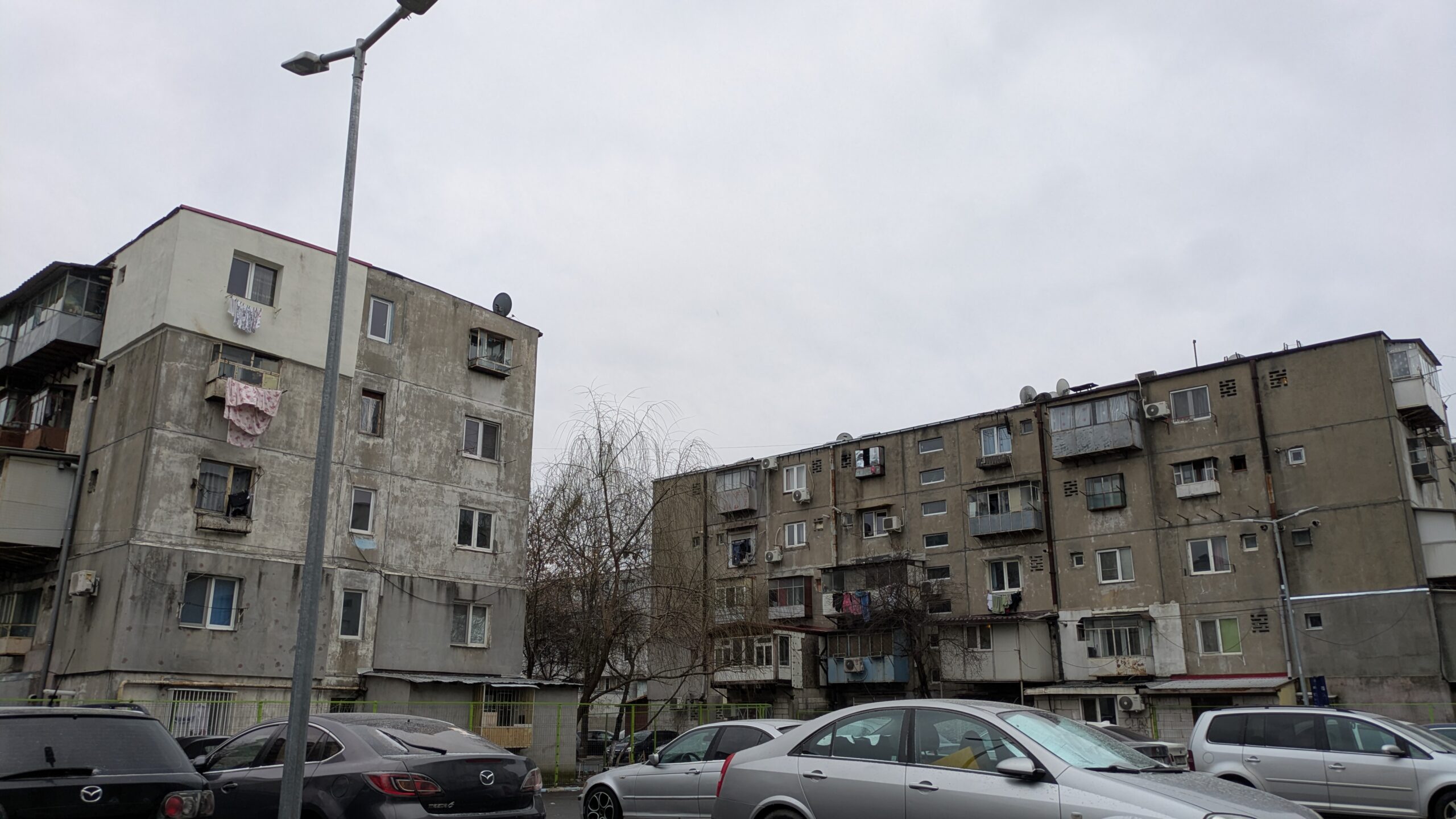 „Cenușa” – Raport despre București