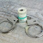 Poliţist de la Dinamo, acuzat de luare de mită. FOTO cu titlu ilustrativ, via unsplash.com
