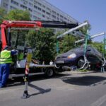 Mașinile parcate în zona stațiilor STB vor fi ridicate. FOTO: DGPLMB