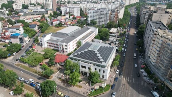 Sector 3 | Cetățenii vor putea comunica cu primăria exclusiv online, de luni | FOTO: Primăria Sector 3 / Facebook