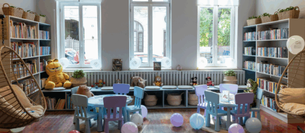 Copiii se pot juca la biblioteca „Ion Creangă” Ludoteca modernizată a filialei Bibliotecii Metropolitane s-a redeschis. FOTO: bibmet.ro