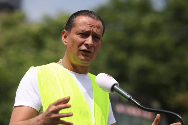 Daniel Băluță refuză să spună de unde a tăiat bani pentru reconsolidarea Pasajului Unirii. „Am tăiat, nu calitate”