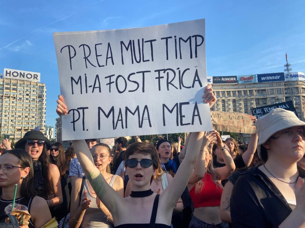 femei