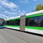 Accident ușor între tramvai și autobuz, în intersecția Constantin Brâncoveanu