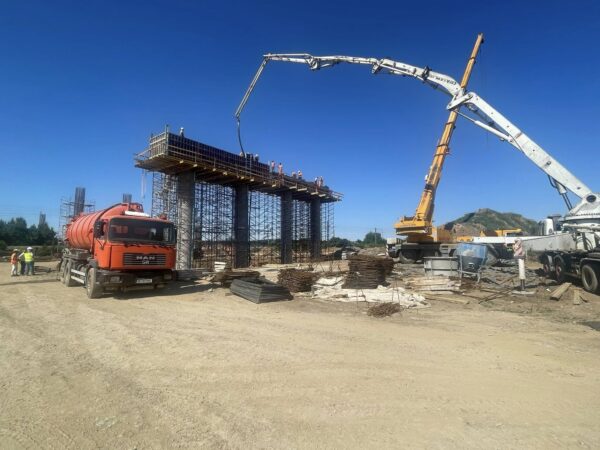 Autostrada București | Se lucrează la șase pasaje din lotul 3 al A0 Nord. Foto: FB/ Ionel Scrioșteanu