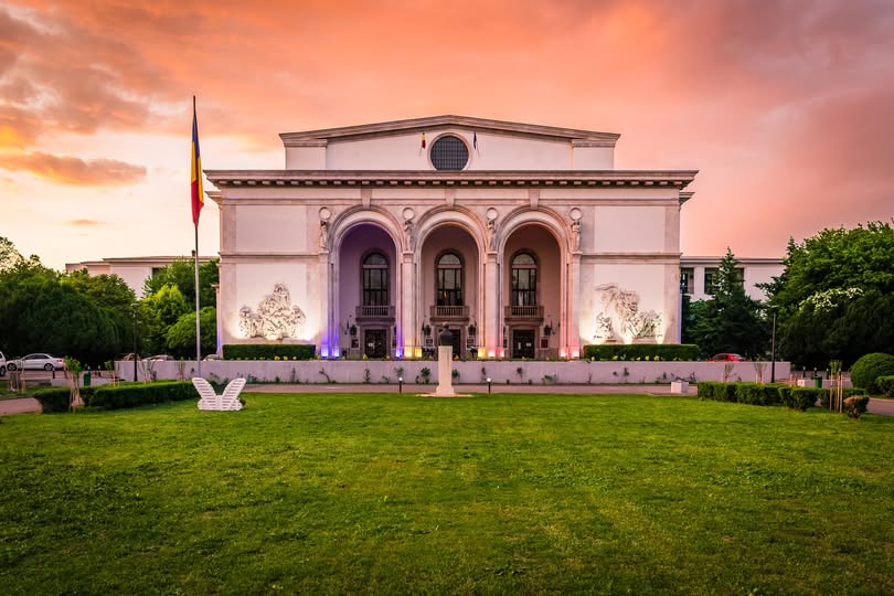 S-au pus în vânzare biletele pentru prima parte a noii stagiuni, la Opera Națională București. FOTO: ONB