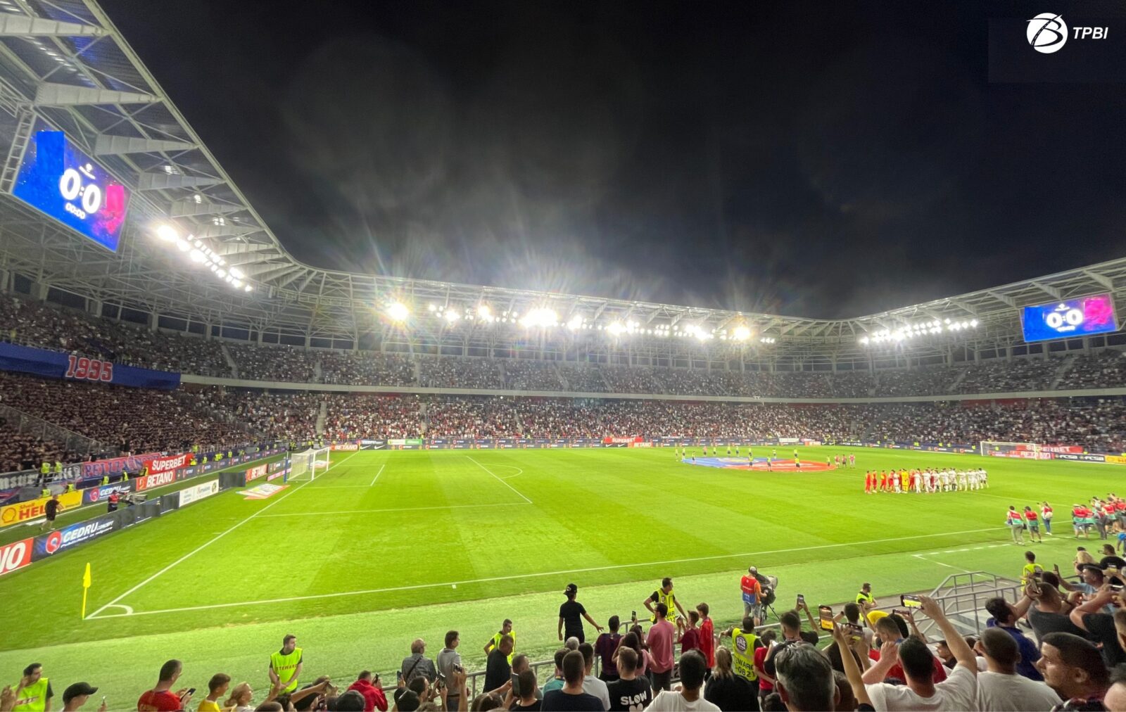 Meciul FCSB - Farul Constanța prelungeste programul pentru patru linii STB. FOTO: TPBI