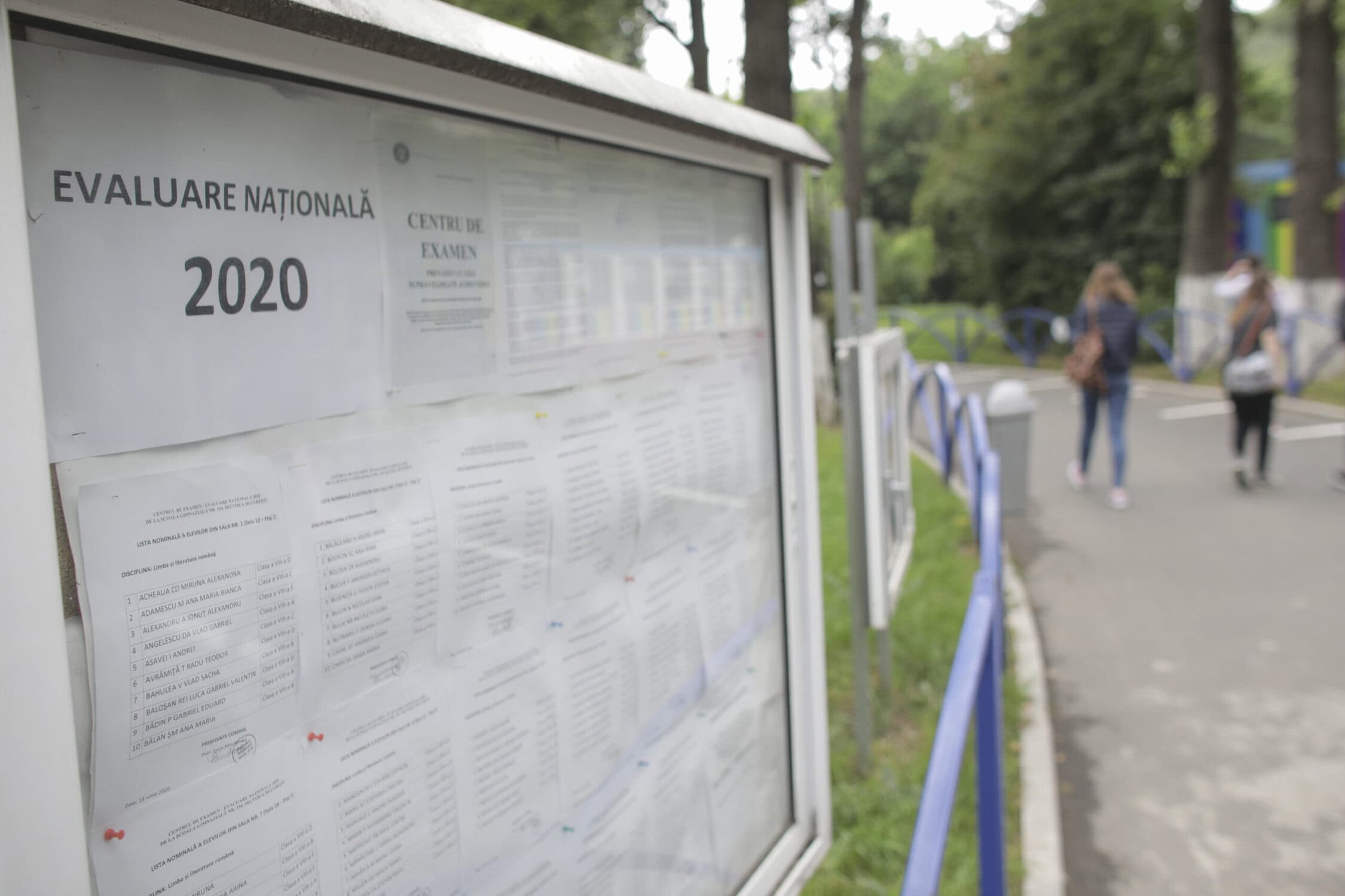 A crescut numărul mediilor de 10 la Evaluarea Națională din Capitală, după contestații. Cele mai multe note maxime, în Sectoarele 1 și 2.
