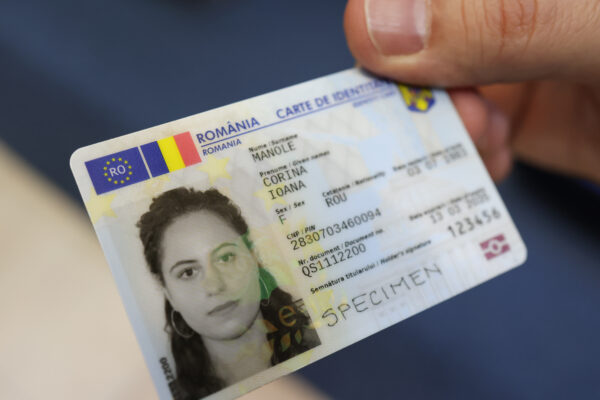 Sector 6 | Cetățenii nu mai pot depune cereri pentru eliberarea vechii cărți de identitate | FOTO: Inquam Photos / George Călin