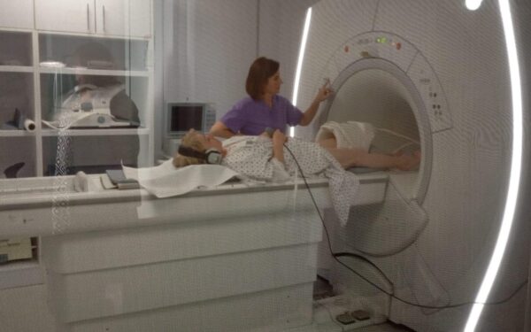 Examinări RMN gratuite sau la preț redus, la Complexul Caraiman