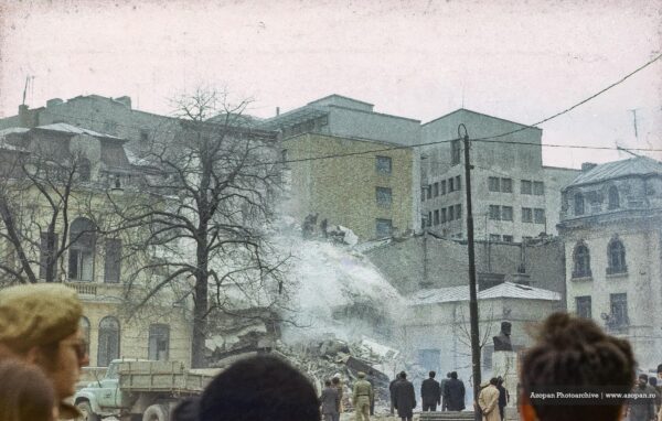 Cutremur în București. Matei Sumbasacu, Re:Rise: „Într-un scenariu sumbru, ne putem aștepta la peste 100 clădiri care să fie un potențial colaps”. Foto: Livia Chereches/ Azopan Photoarchive