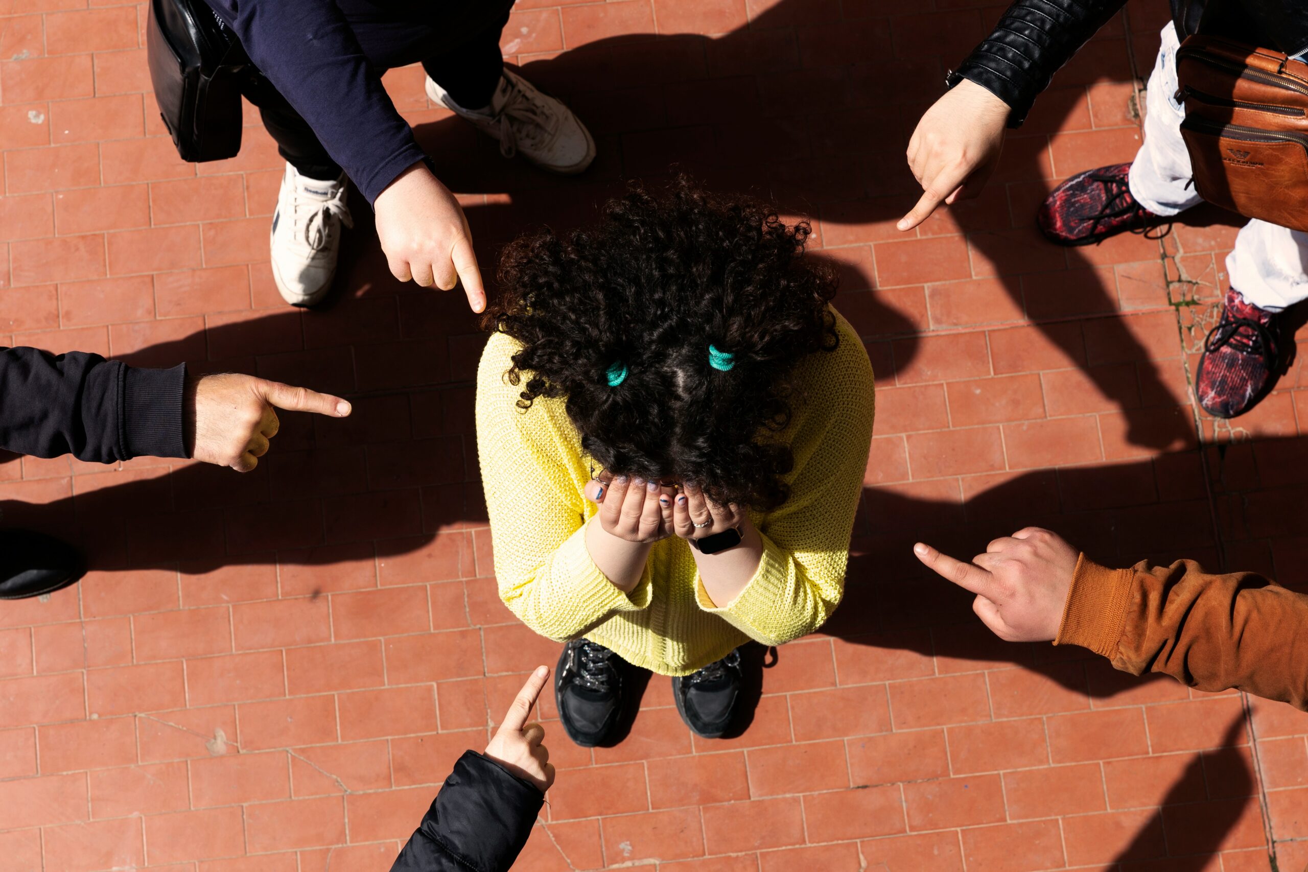 Bullying în şcolile şi liceele Capitalei | Cifra oficială: 0,29% din elevii bucureșteni au fost victimele unei forme de violență