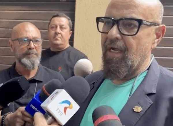 Percheziții DNA la Piedone