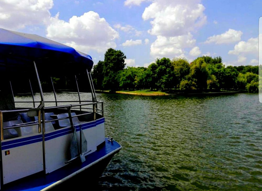 vaporașul pe lacul IOR