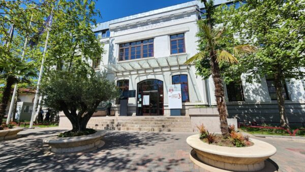 SECTOR 3 | Serviciile Primăriei, exclusiv online. PS3