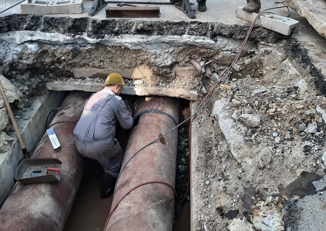 blocuri fără apă caldă