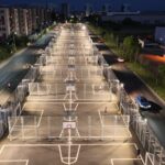 terenuri de sport între două drumuri