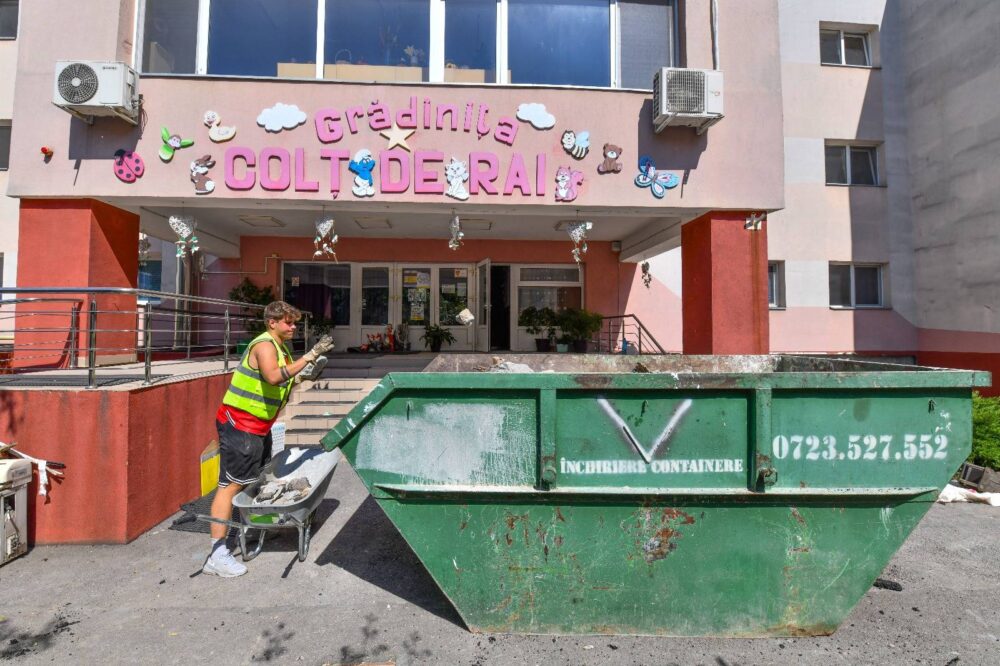 școli și grădinițe