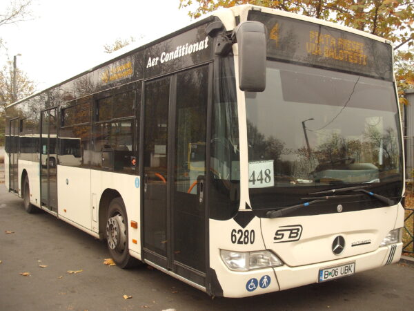 Stație nouă pe traseele liniilor 448 și 477. FOTO: STB