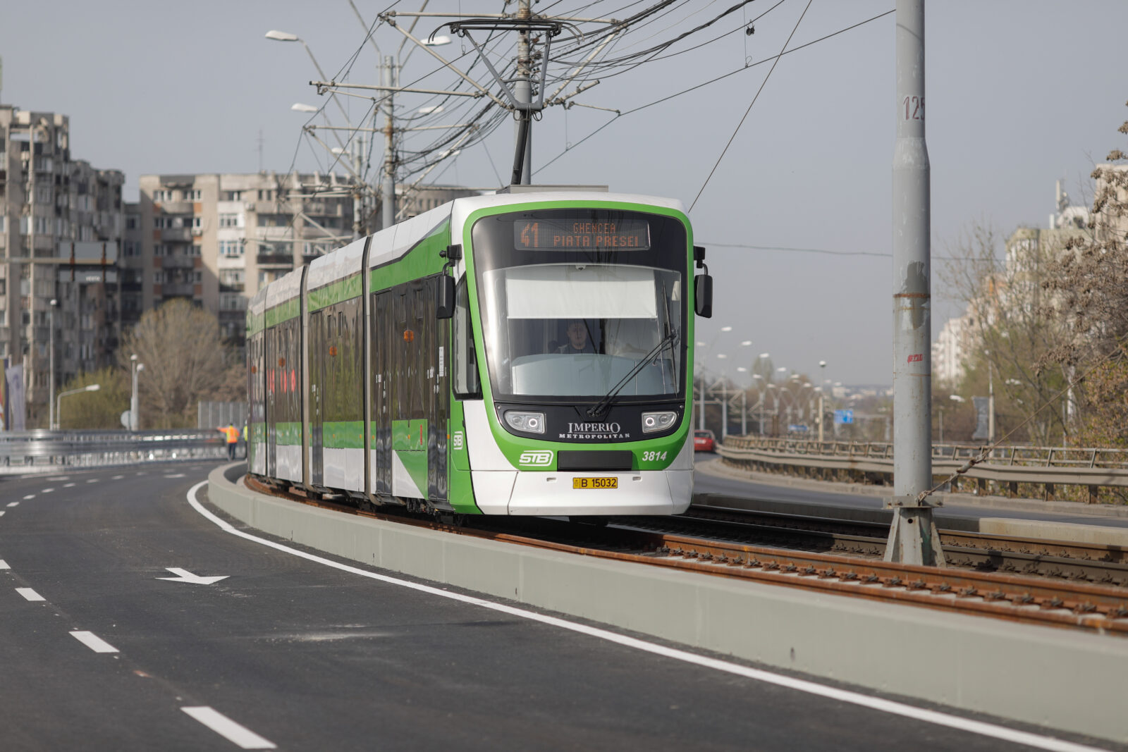 Circulația tramvaielor pe linia 41 va fi reluată sâmbătă. Liniile navetă 641 și 643 vor fi desființate | FOTO: Inquam Photos / George Călin