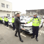 Austeritatea lui Piedone Jr. | Mașinile Poliției locale vor fi vopsite. Costul pentru un singur autoturism ajunge la 11.000 de lei