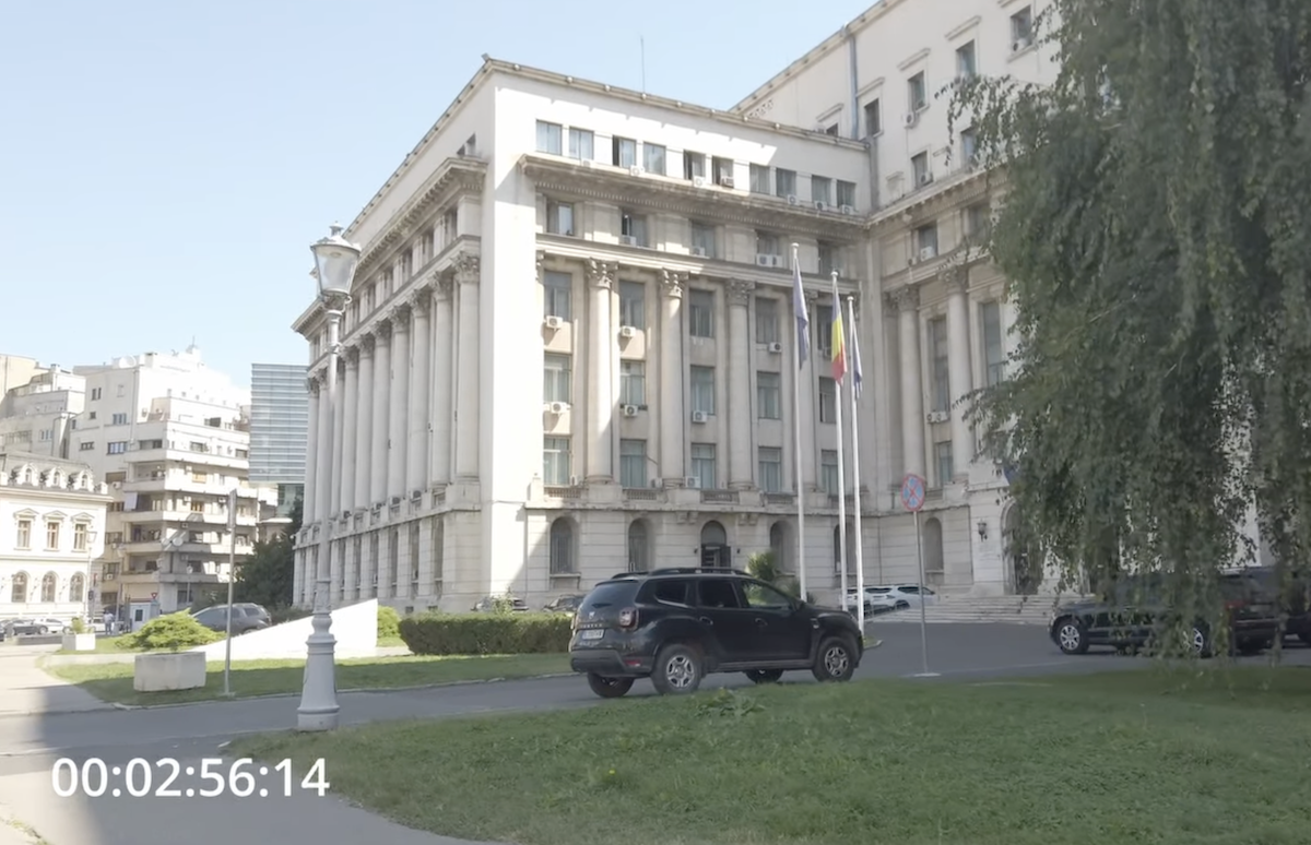 parcarea MAI din Piața Revoluției