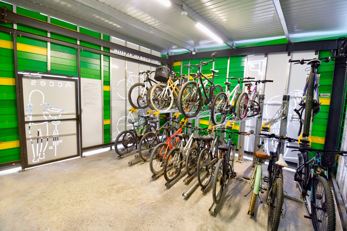 Sector 6 | Șapte parcări noi pentru biciclete. Înscrierile încep în această noapte. FOTO: PS6