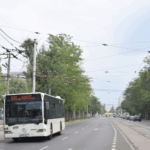 Trei linii STB circulă deviat. Au început lucrările pe Strada Clăbucet, între Bulevardul Ion Mihalache și Strada Aviator Popișteanu. FOTO: TPBI