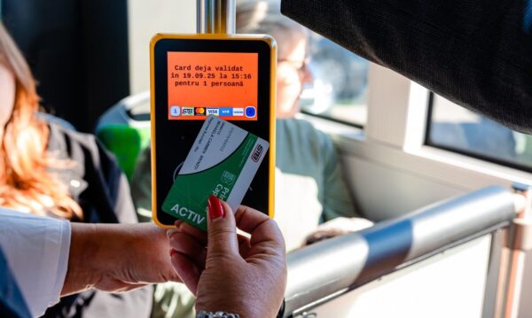 Controlorii STB vor avea uniforme noi