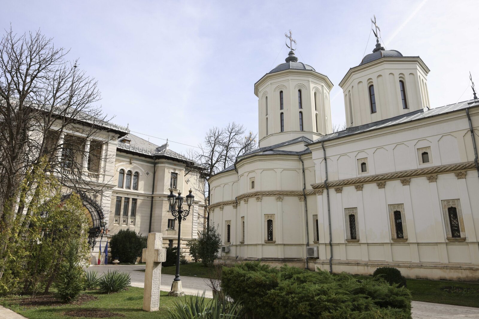 Palatul Cotroceni, iluminat în roșu de Ziua Mondială a Conștientizării Bolii Duchenne