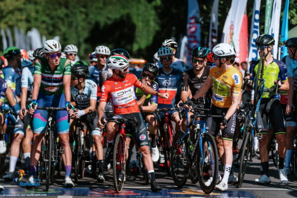 22 de linii de transport public vor avea trasee modificate duminică, pentru desfășurarea competiției „Turul României”. Vor funcționa și patru linii navetă. FOTO: TOBI