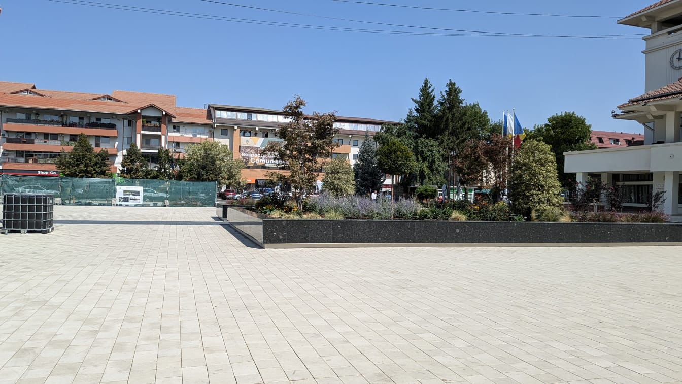 Piața Primăriei Otopeni