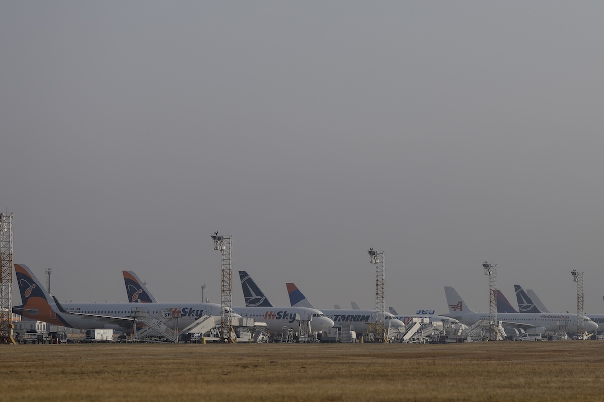 Dronă civilă, în apropierea Aeroportului Otopeni. Nouă avioane au aterizat pe o pistă alternativă. Foto cu rol explicativ. Sursă: Octav Ganea/ Inquam Photos