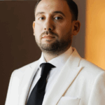 Directorul comercial al ELCEN