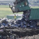 colectarea gunoiului cu camioane