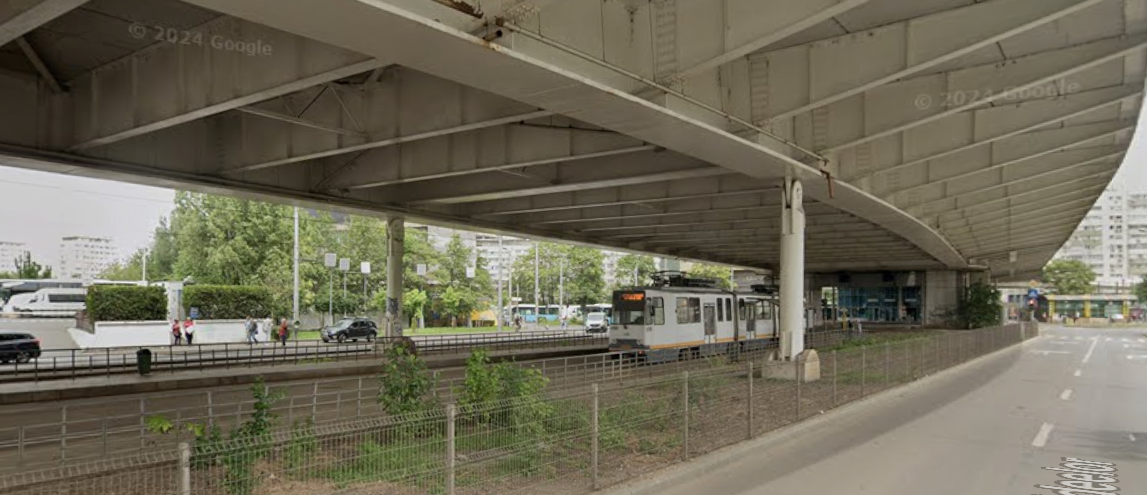 Spațiile verzi de sub Pasajul Basarab, transmise de la Primăria Generală la Sectorul 1, pentru reamenajare. Foto: Google Maps