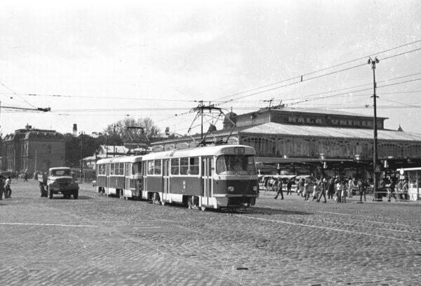 Proiectul pentru extinderea liniei de tramvai în Piața Unirii ar urma să fie finanțat și realizat de Primăria Sectorului 4, în asociere cu Primăria Generală. Foto: Bucureștiul meu drag