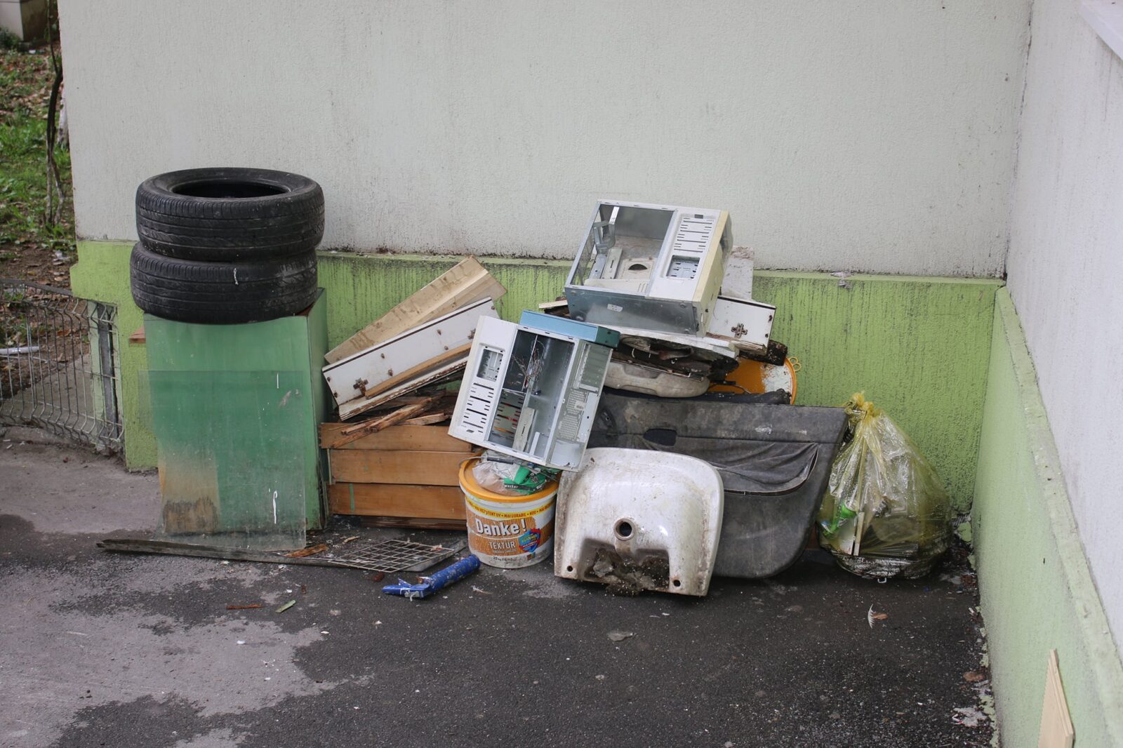 Primăria Sectorului 2 propune creșterea taxei speciale de salubrizare pentru locuitorii fără contracte cu Supercom