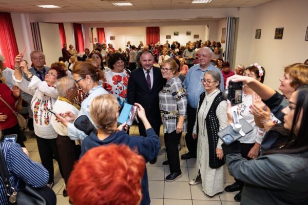 DGASPC Sector 2, despre firma „specializată” în vânzare de burghie contractată pentru „Luna Seniorilor”: Modul de organizare este exclusiv în sarcina operatorului. „Ziua Porților Deschise” la Centrul Pantelimon 301. Foto: FB/ DGASPC Sector 2