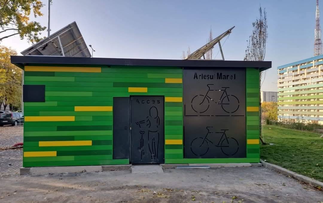 Sector 6 | 150 de locuri noi pentru biciclete în trei puncte din sector. Unde se află parcările | FOTO: Primăria Sectorului 6 via Facebook