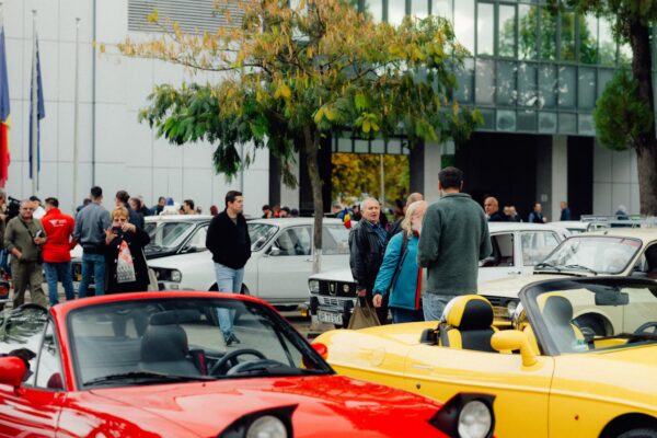 Retroparada Toamnei se întoarce în Capitală, sâmbătă / FOTO: Retromobil