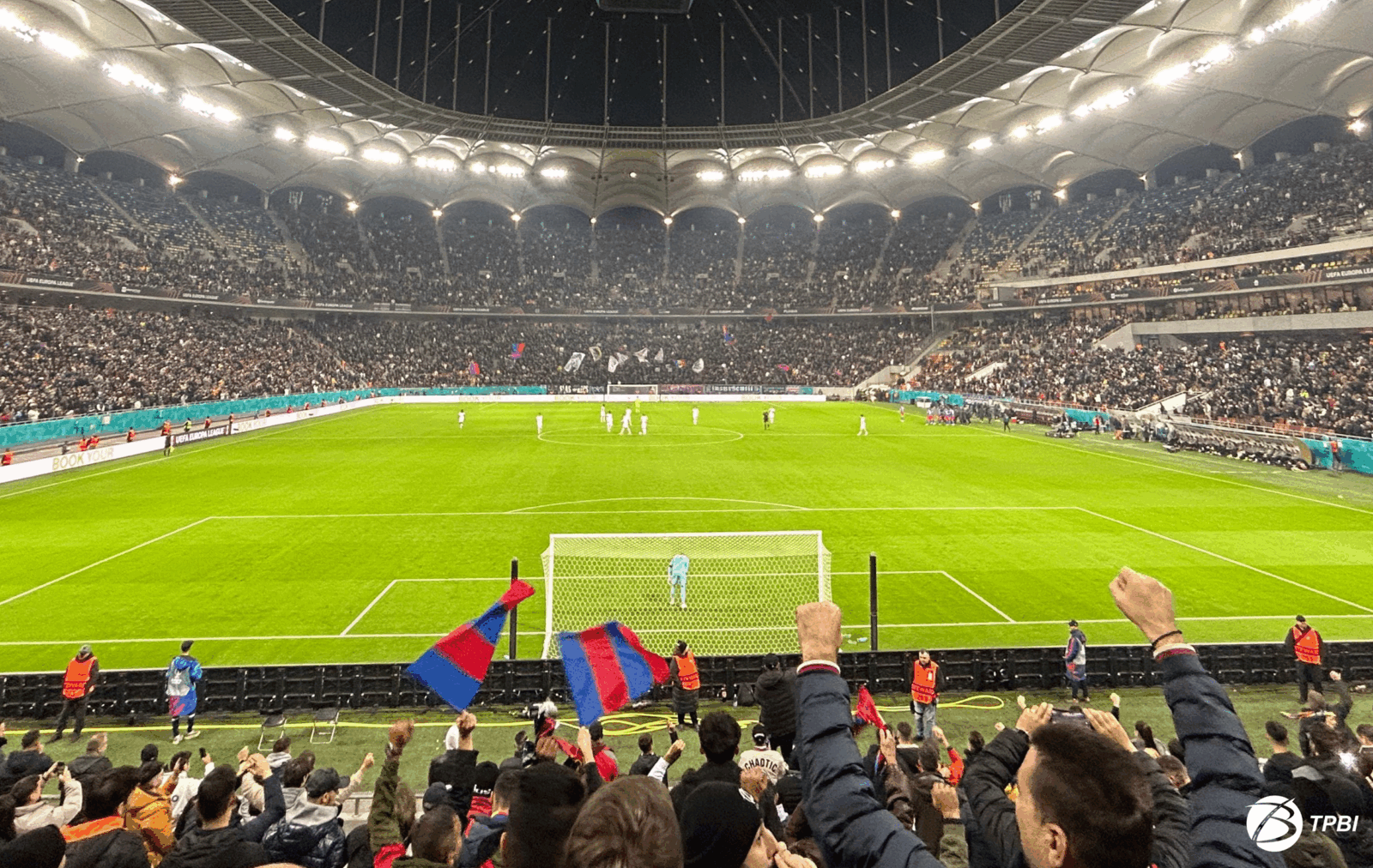 Meciul FCSB – Bologna ar putea devia patru linii STB, joi seară / FOTO: TPBI