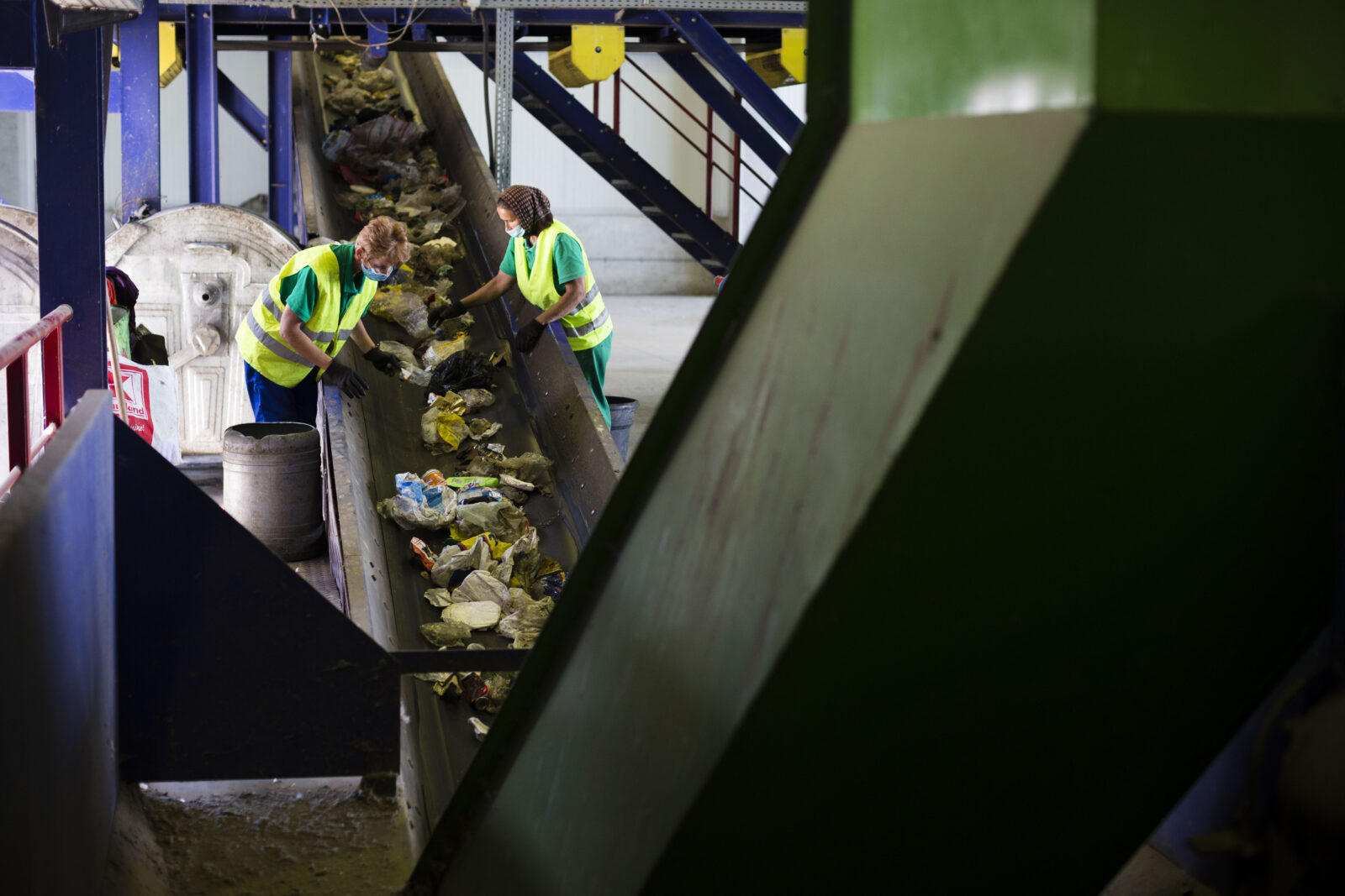 Licitație de peste 4 milioane euro pentru sortarea deșeurilor reciclabile. FOTO: Inquam Photos / Cornel Putan