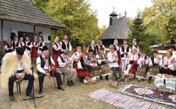 Târg de Sfântul Dumitru, la Muzeul Naţional al Satului. FOTO: basilica.ro
