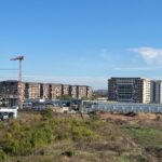 Ansamblu rezidențial nou, cu 1.500 de apartamente, la marginea cartierului Rahova. Se construiesc blocuri cu 8-10 etaje. Foto: Buletin de București