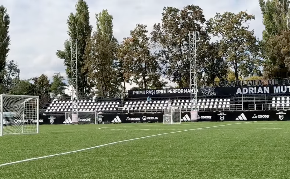 Adrian Mutu susține