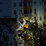 Primăria Capitalei să reconstruiască blocul
