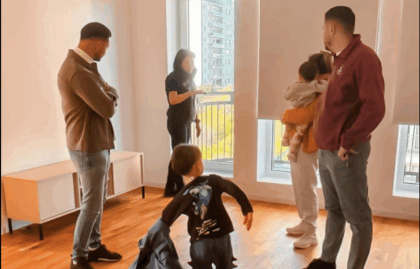 familii din blocul care a explodat